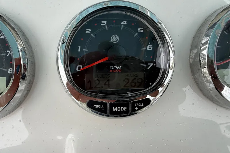  Yacht Photos Pics Close-up of 2022 SeaVee 270Z boat tachometer displaying 124 volts and 269 hours.