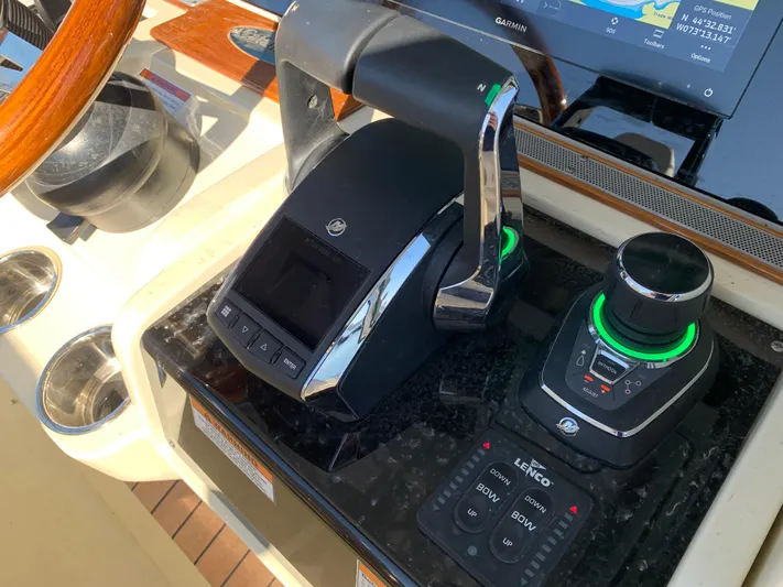  Yacht Photos Pics 2024 Chris-Craft Catalina 34 helm controls with advanced navigation system.