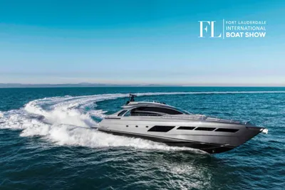 Pershing 8X