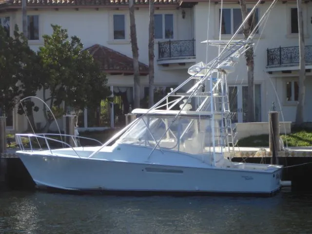 Bait's Factor Yacht Photos Pics 