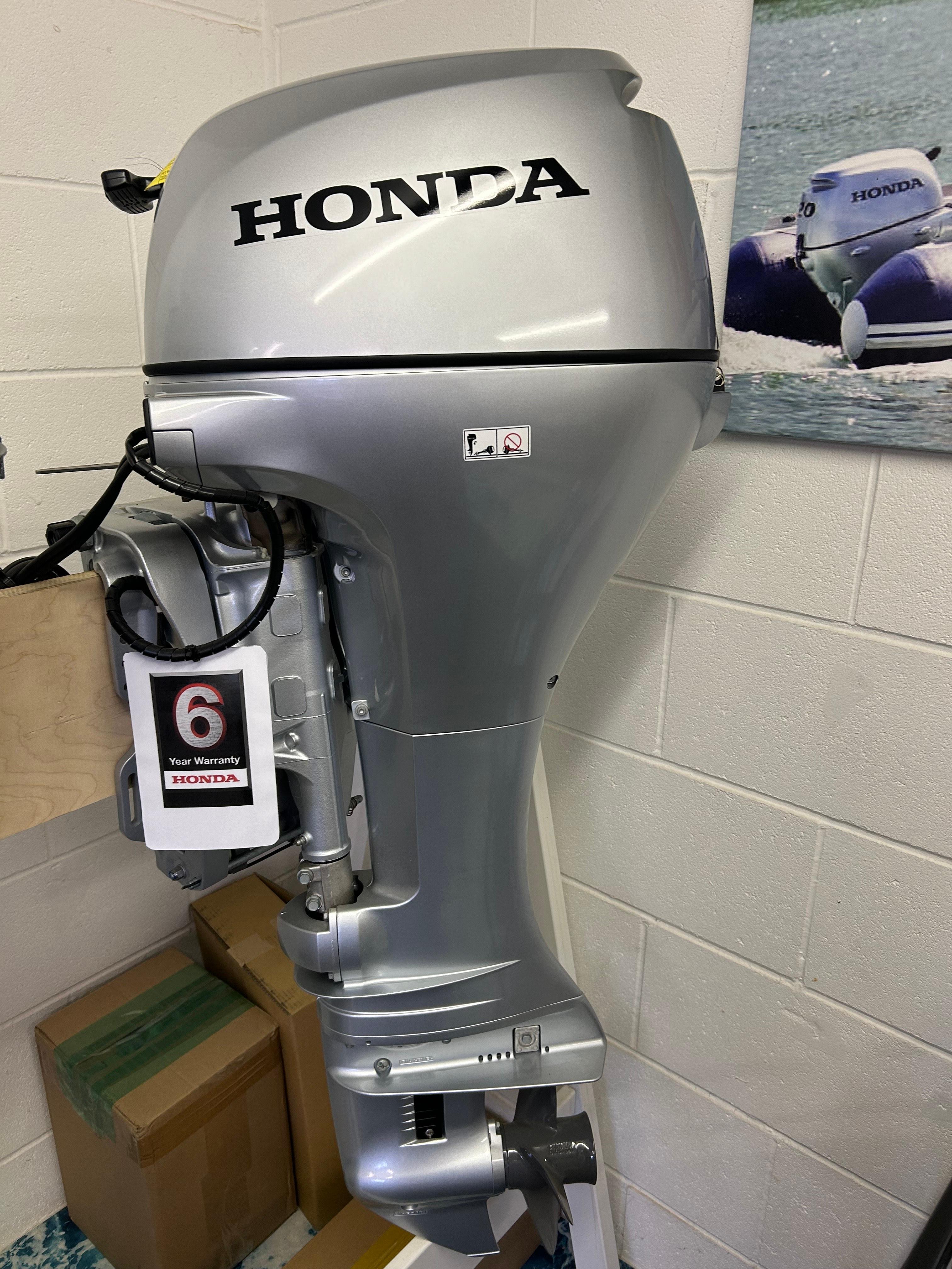 Honda BF15 LRTU Engine Nuevo en North Yorkshire - Cosas de Barcos