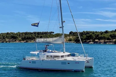 Lagoon 450 F