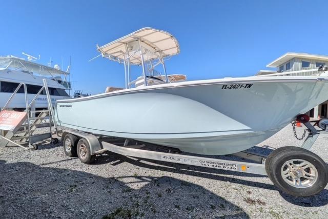 2020 Sportsman Open 232 Center Console