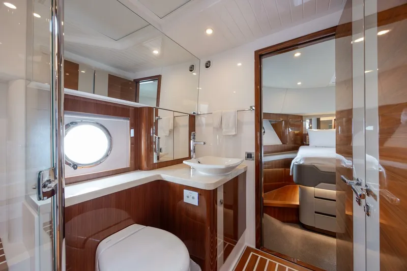  Yacht Photos Pics 2022 Belize 54 Sedan - Image 69