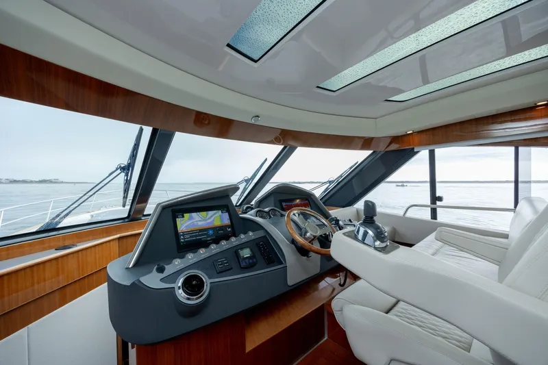  Yacht Photos Pics 2022 Belize 54 Sedan - Image 40