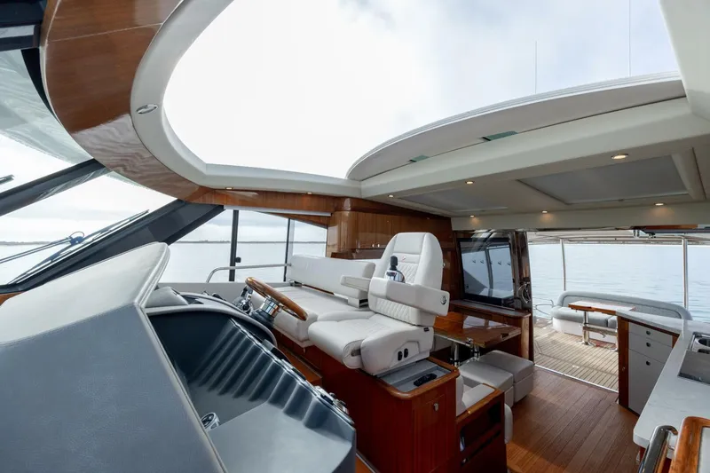  Yacht Photos Pics 2022 Belize 54 Sedan - Image 47