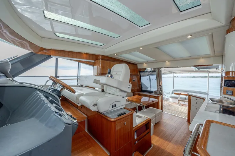  Yacht Photos Pics 2022 Belize 54 Sedan - Image 38