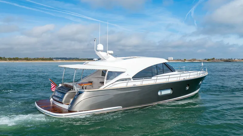  Yacht Photos Pics 2022 Belize 54 Sedan - Image 4