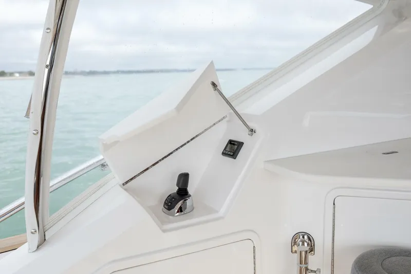  Yacht Photos Pics 2022 Belize 54 Sedan - Image 20