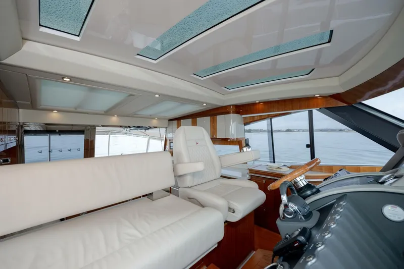  Yacht Photos Pics 2022 Belize 54 Sedan - Image 46