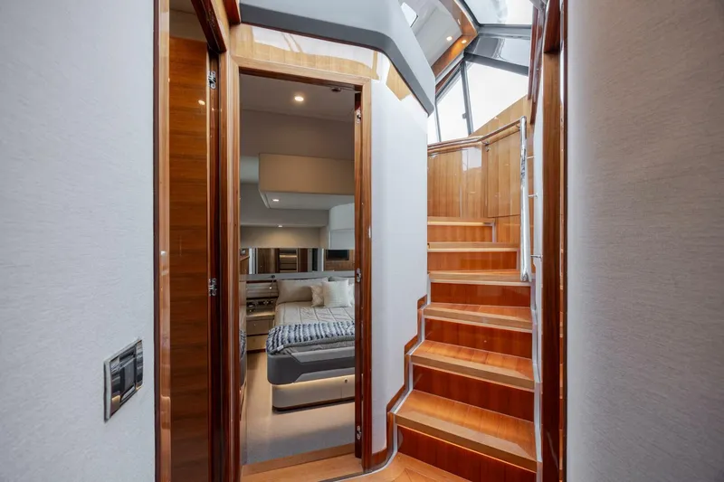  Yacht Photos Pics 2022 Belize 54 Sedan - Image 50