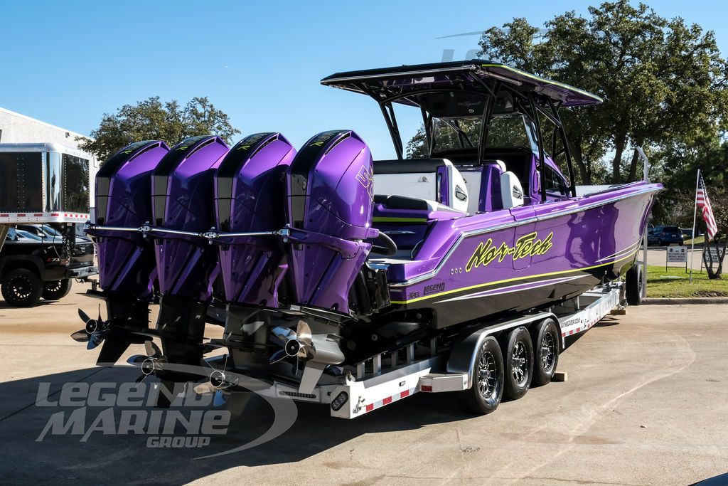 Nor-Tech 390 Sport Center Console