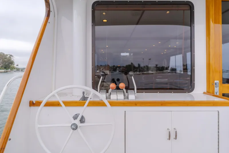 Vin Santo Yacht Photos Pics 