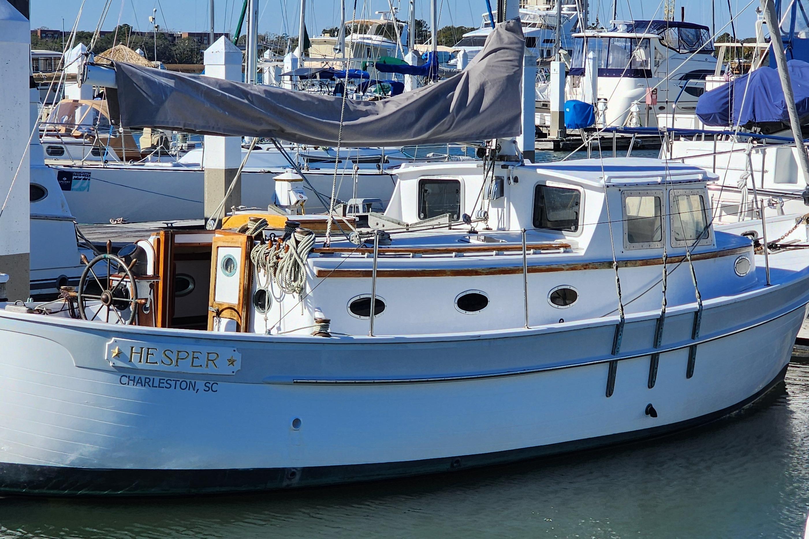 Tillotson-Pearson Motorsailer 32