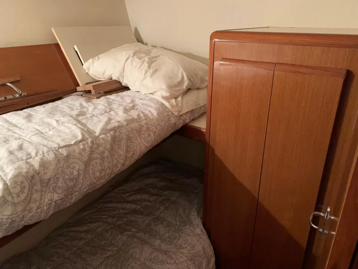 Limitless Yacht Photos Pics 