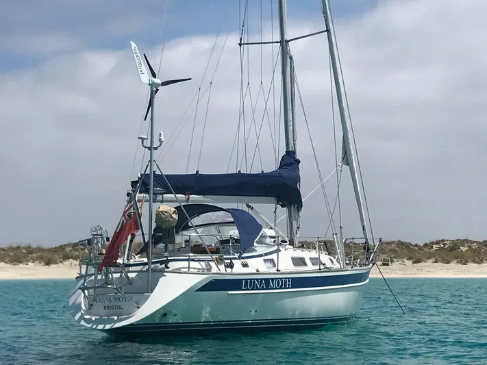 Sv Luna Moth Yacht Photos Pics 