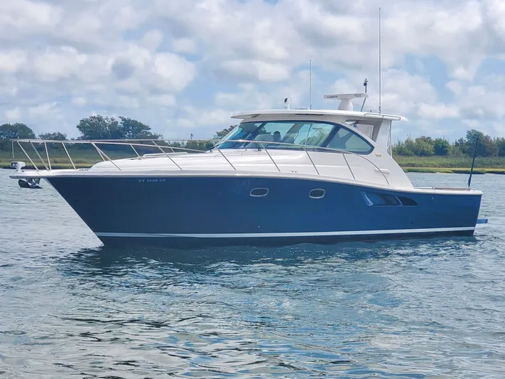 Promises Yacht Photos Pics 