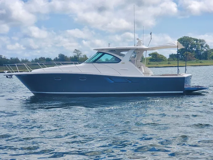 Promises Yacht Photos Pics 