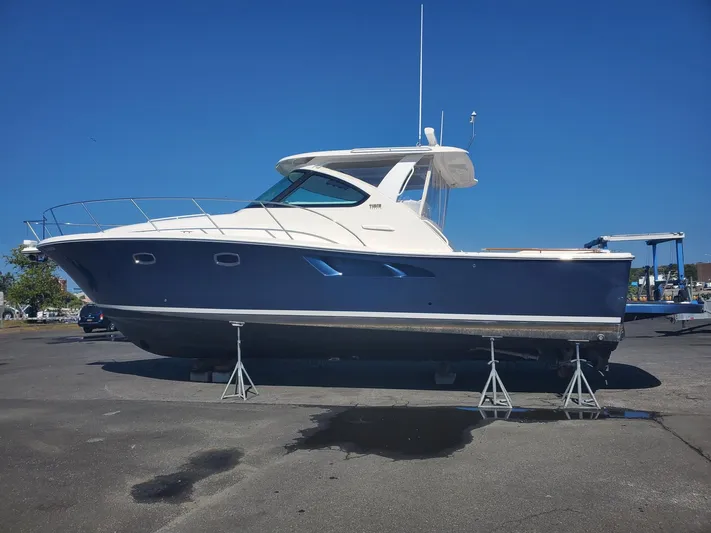 Promises Yacht Photos Pics 