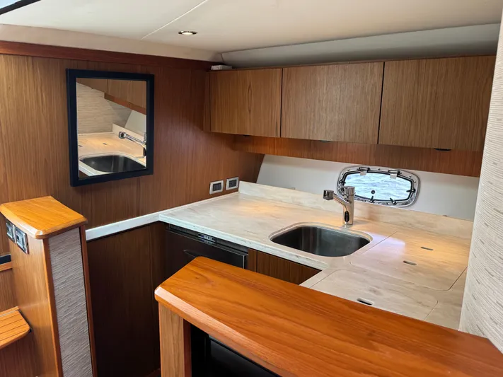 Promises Yacht Photos Pics 