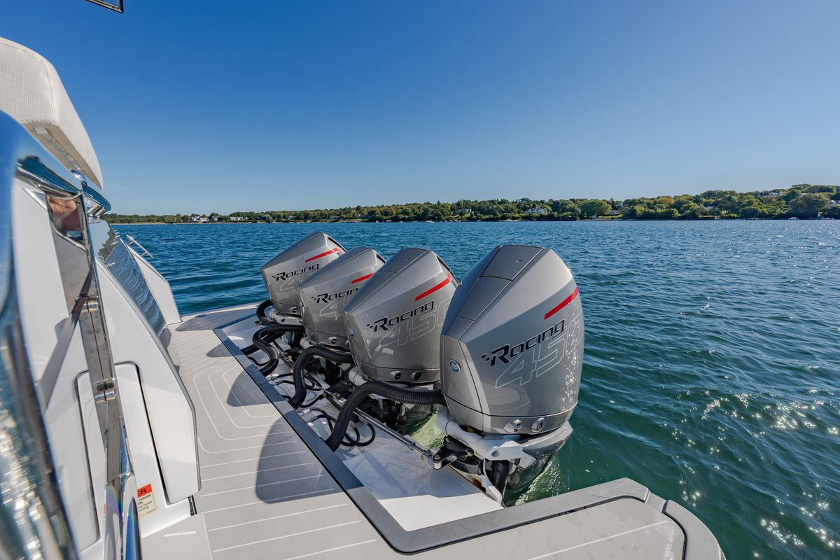 2023 Azimut 47 