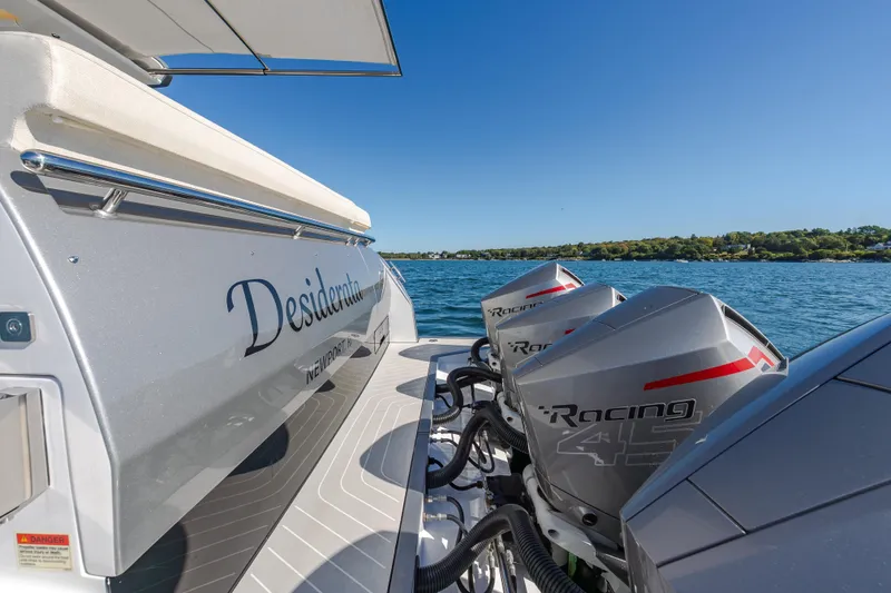 Desiderata Yacht Photos Pics 