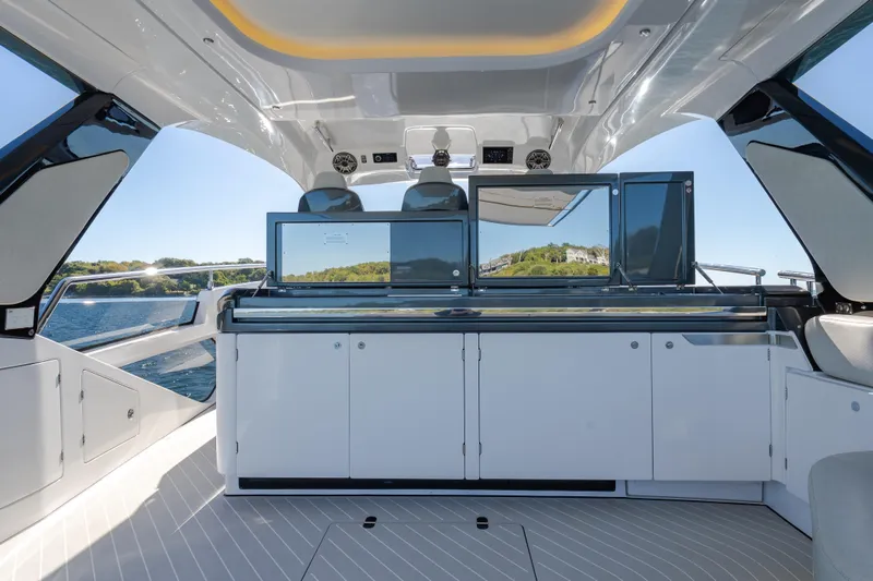 Desiderata Yacht Photos Pics 