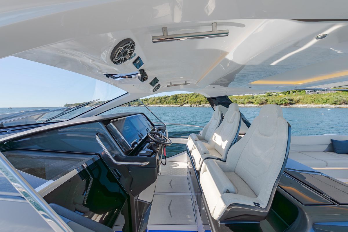 2023 Azimut 47 