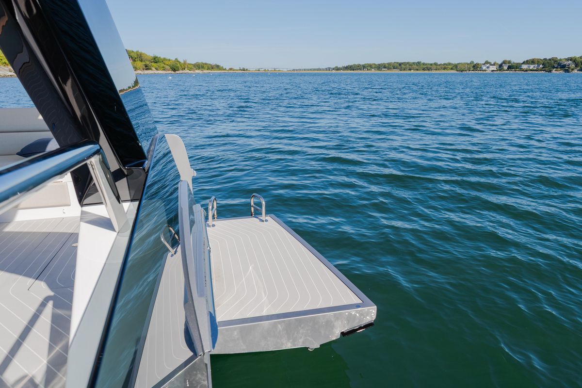 2023 Azimut 47 