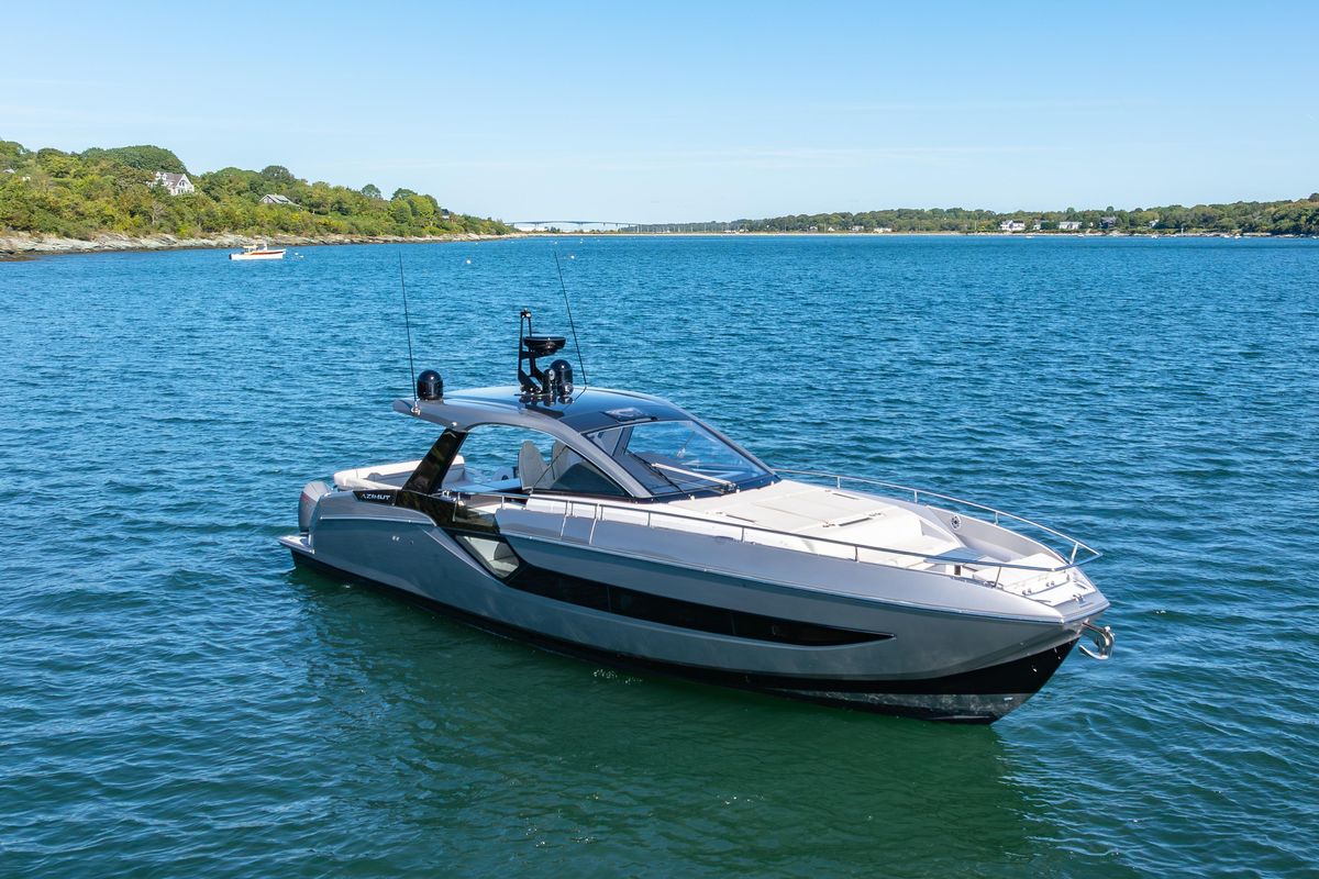 2023 Azimut 47 