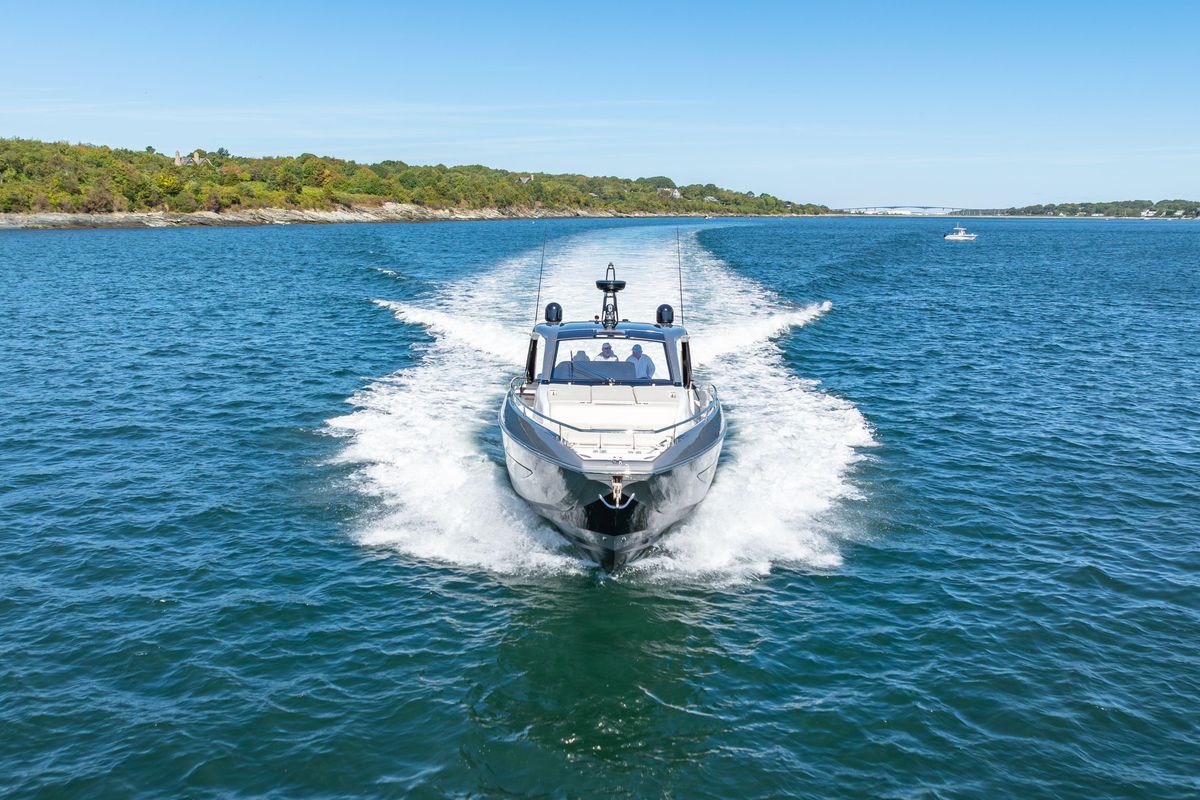 2023 Azimut 47 