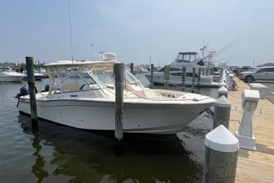 Grady-White Freedom 335