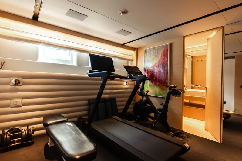 Never Say Never Again Yacht Photos Pics 