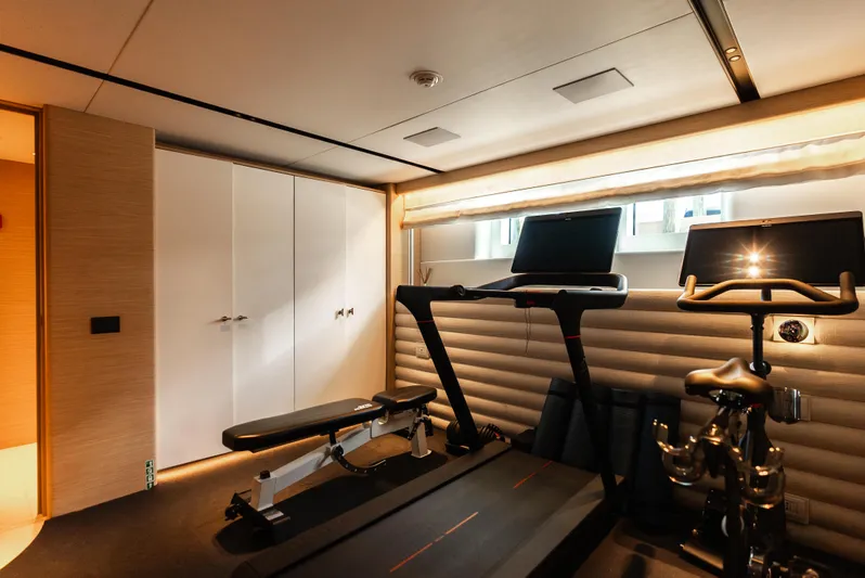 Never Say Never Again Yacht Photos Pics 