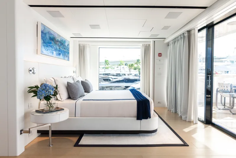 Never Say Never Again Yacht Photos Pics 