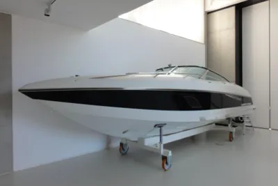 2008 Hydrolift C-27