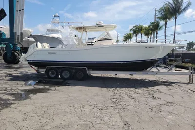 Pursuit 3070 Center Console