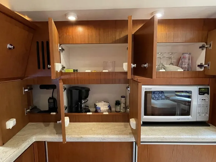 Sasea Yacht Photos Pics 2009 Tiara Yachts 42 Open - Image 26