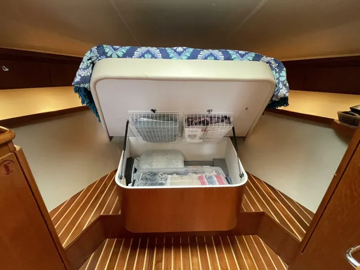 Sasea Yacht Photos Pics 2009 Tiara Yachts 42 Open - Image 36