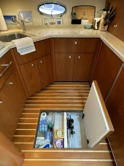 Sasea Yacht Photos Pics 2009 Tiara Yachts 42 Open - Image 27