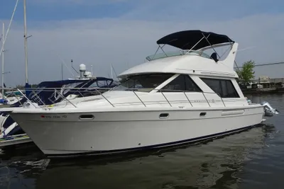 Bayliner 3988MY
