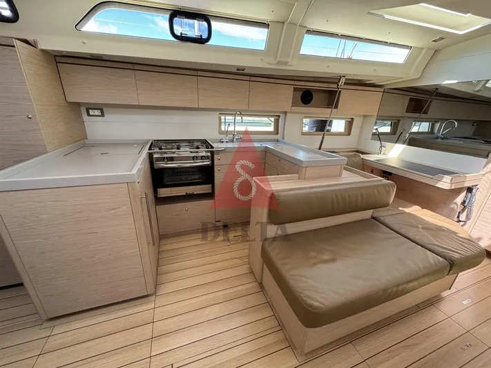  Yacht Photos Pics 20240423_100536170_iOS_risultato