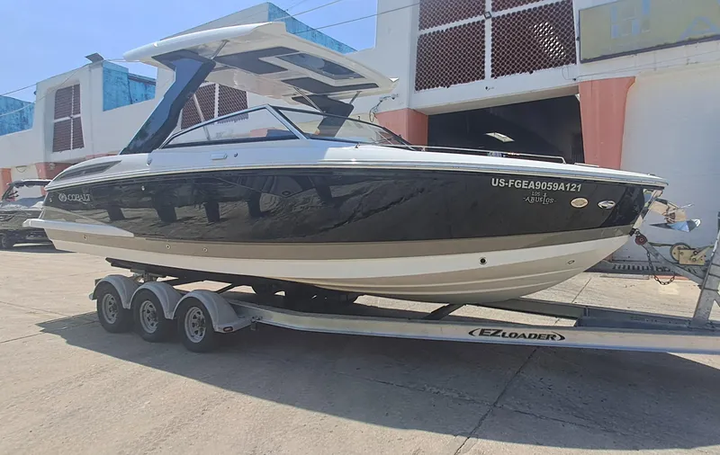 2021 Cobalt A29 @ Acapulco Yacht Photos Pics 