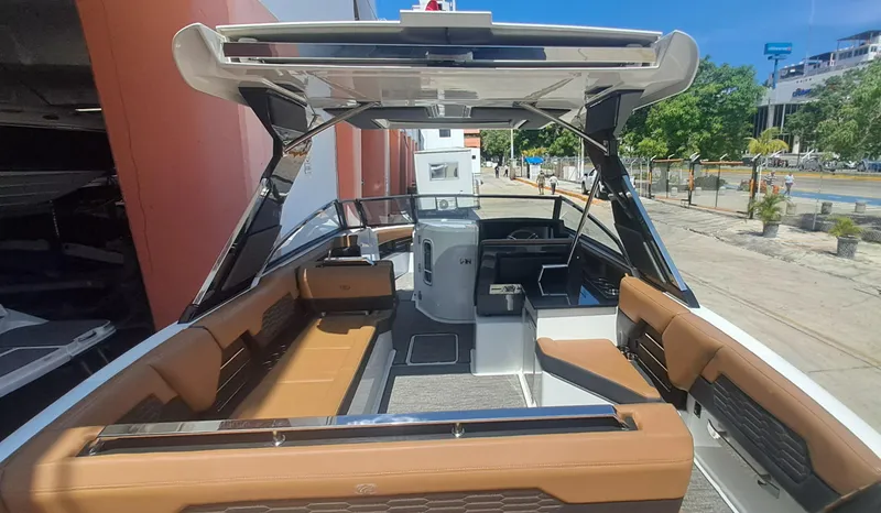2021 Cobalt A29 @ Acapulco Yacht Photos Pics 