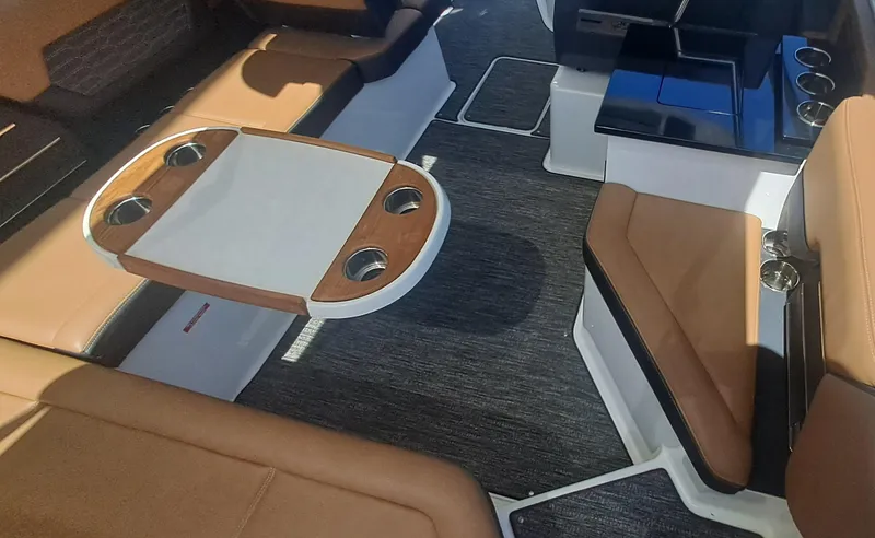 2021 Cobalt A29 @ Acapulco Yacht Photos Pics 