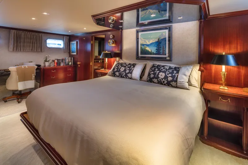 Blackwood Yacht Photos Pics Owners Stateroom