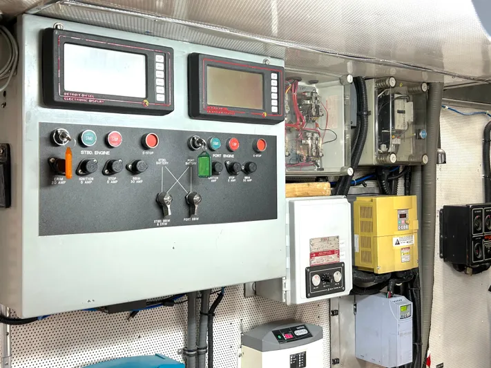 Blackwood Yacht Photos Pics Engine Room start panel