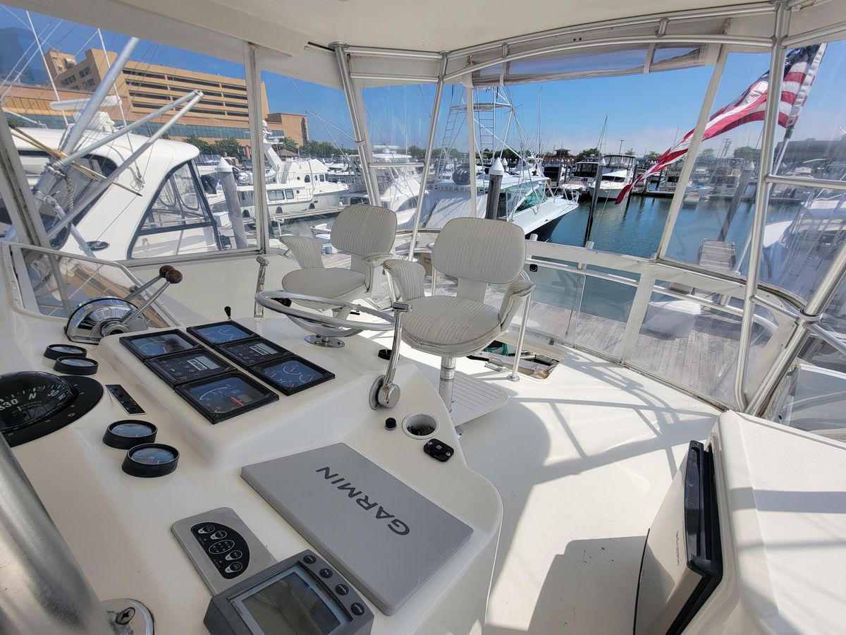 2001 Ocean Yachts 56 