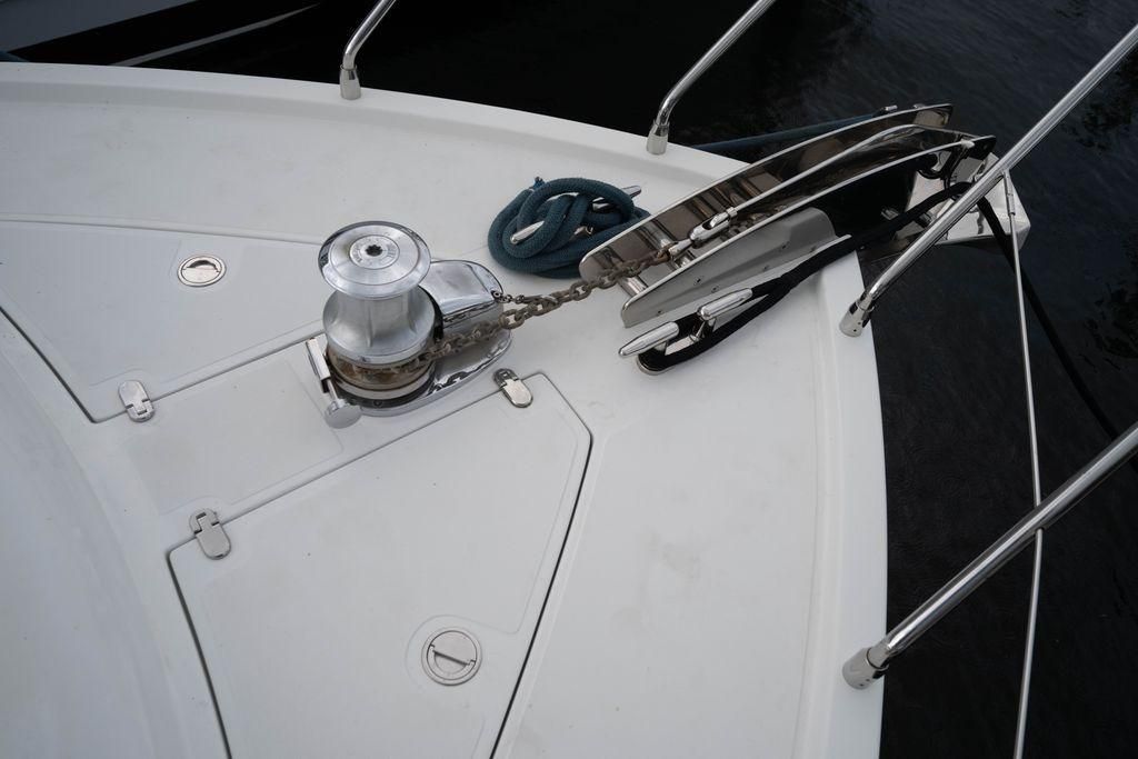 2007 Pershing 63 