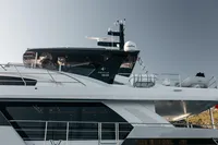 BERING 92 EXTERIOR